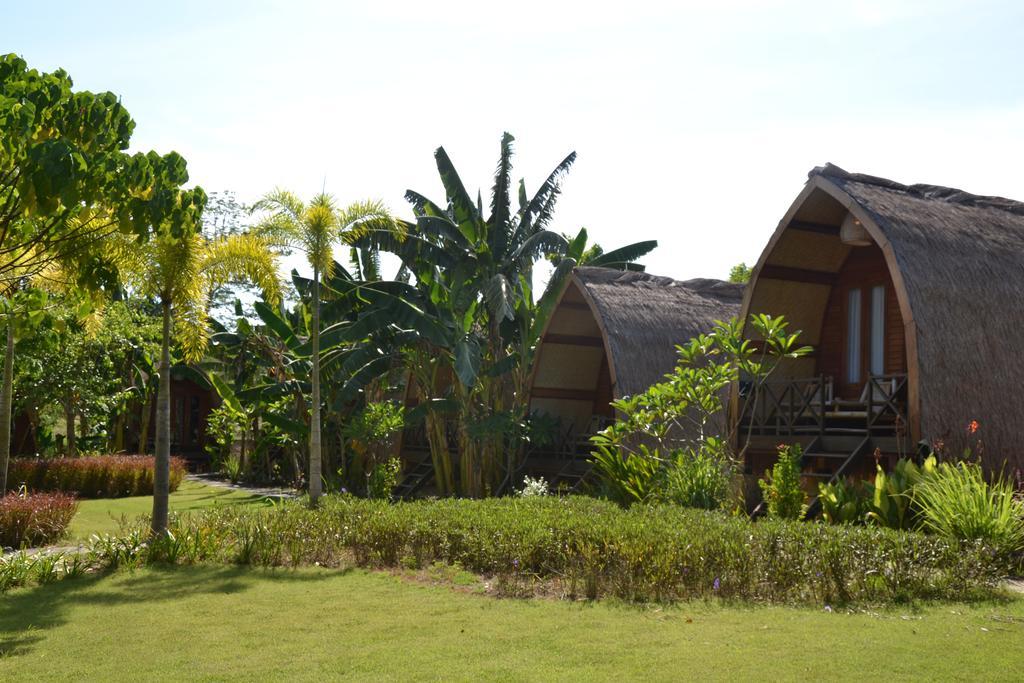 Ekas Breaks Hotel Exterior photo