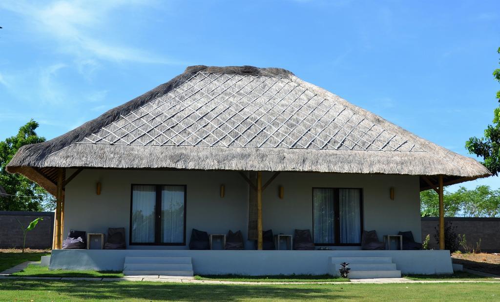 Ekas Breaks Hotel Exterior photo